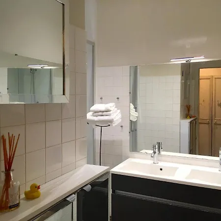 Apartment The 90m2 Au Coeur De La Vieille *