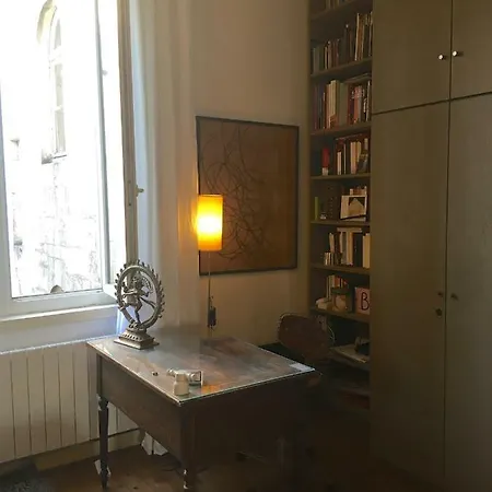 The 90m2 Au Coeur De La Vieille דירה *