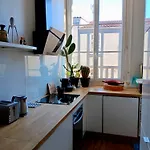 The 90m2 Au Coeur De La Vieille Apartment