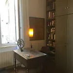 The 90m2 Au Coeur De La Vieille Apartment *